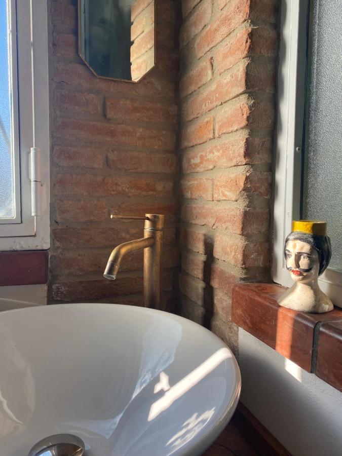 La Casa Nel Castello E Il Giardino Segreto Villa Suvereto Bagian luar foto