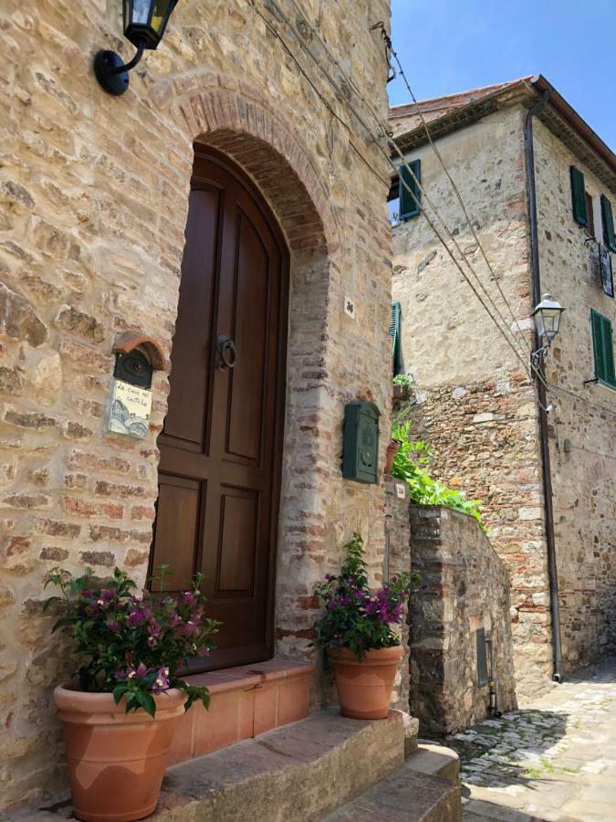 La Casa Nel Castello E Il Giardino Segreto Villa Suvereto Bagian luar foto
